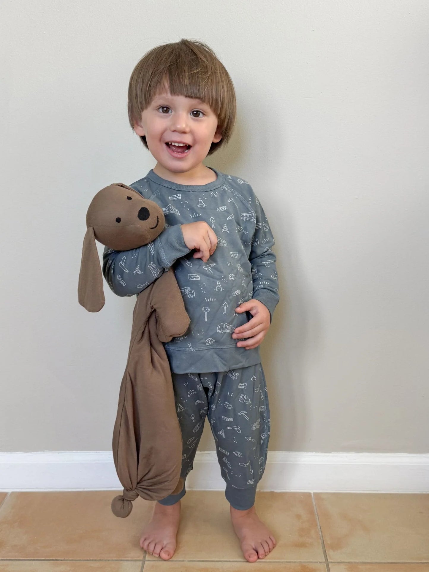 Fleece Sweatsuit | Construction | Gunamuna