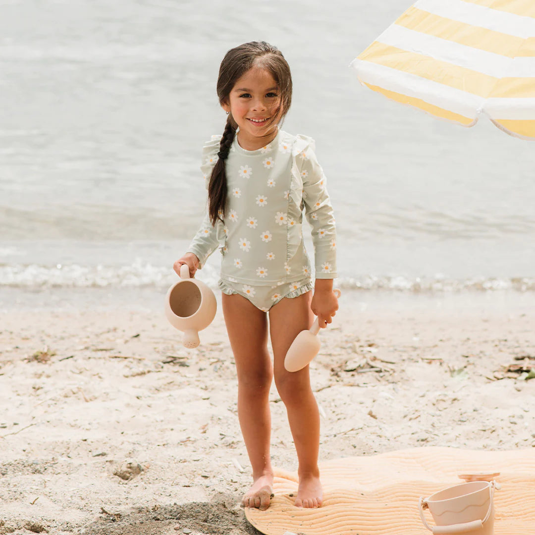 Daisy Print on Desert Sage Long-Sleeve Rashguard Set | Petit Lem