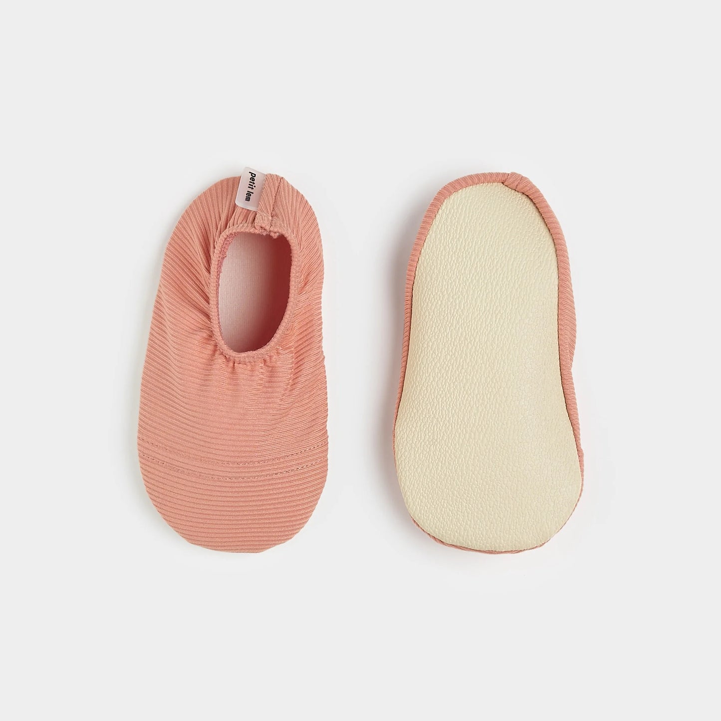 Fiery Coral Ribbed Swim Slippers | Petit Lem