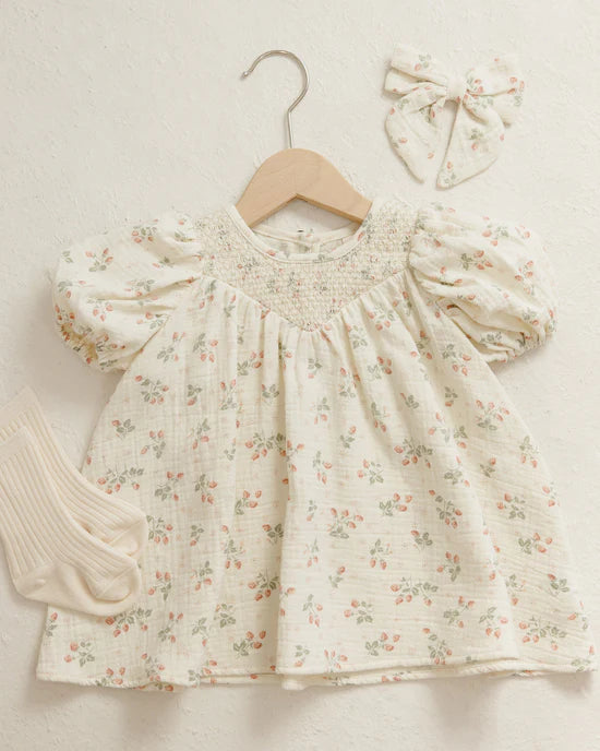 Bow | Strawberries | Quincy Mae