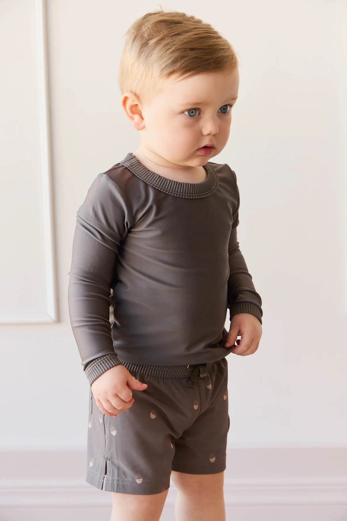 Liam Rash Guard - Acorn Wolf | Jamie Kay