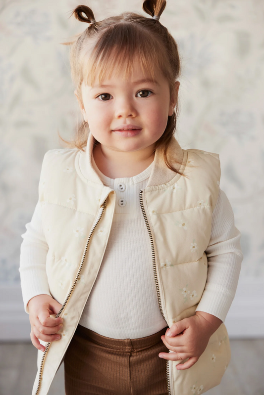 Taylor Vest | Jamie Kay | Simple Flower Sand