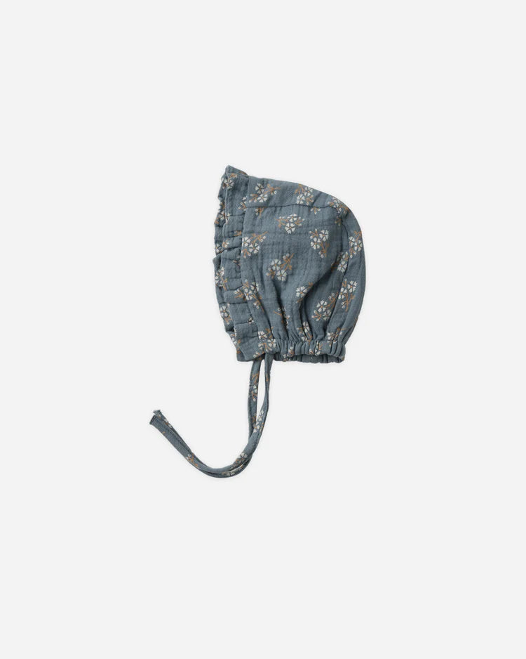 Woven Ruffle Bonnet | Blue Ditsy | Quincy Mae