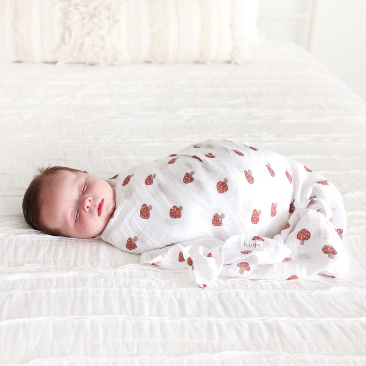 Cotton Muslin Swaddle | Mushroom | Lulujo