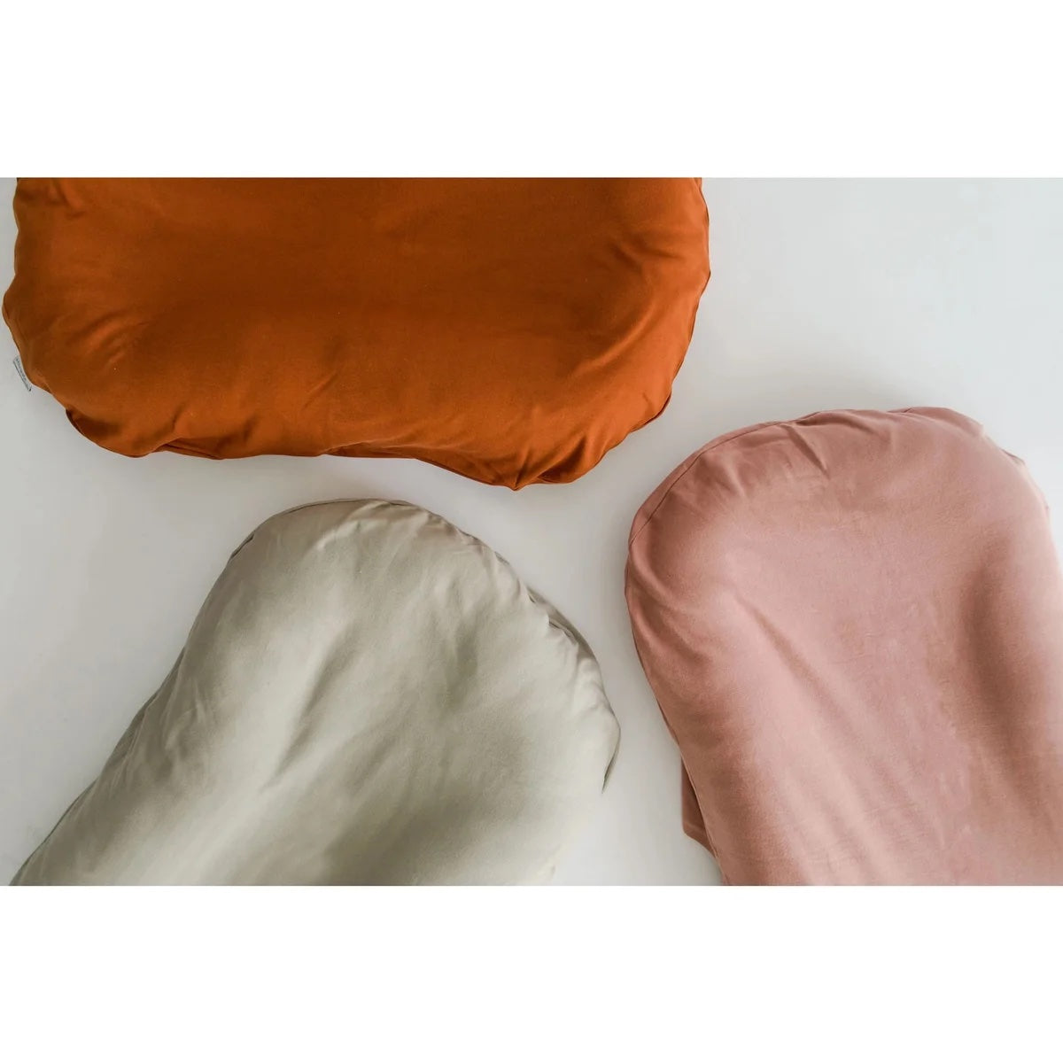 Snuggle Me Organic - cover (5 different colours)