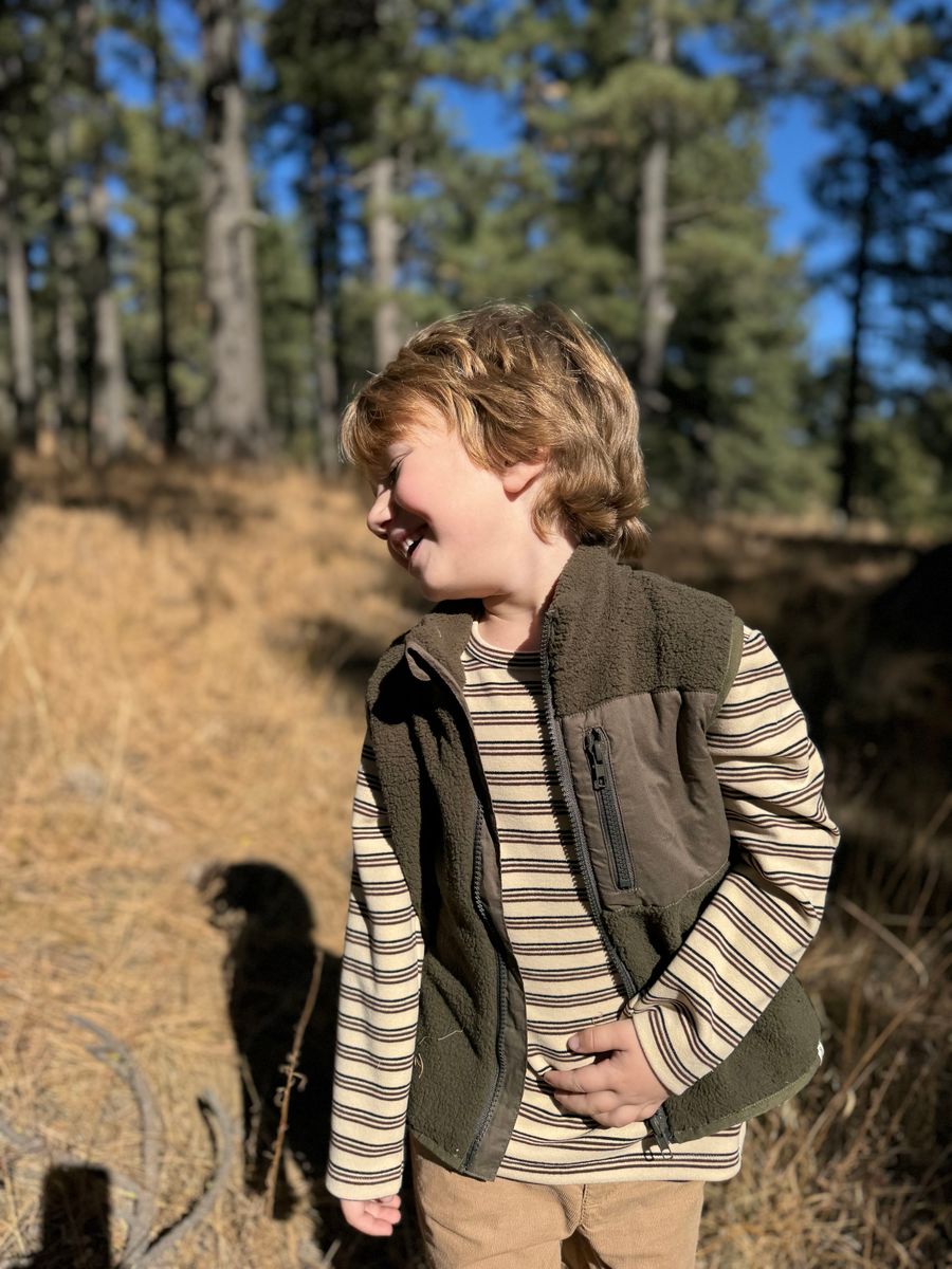 Gilt Sherpa Vest | Olive | Me & Henry