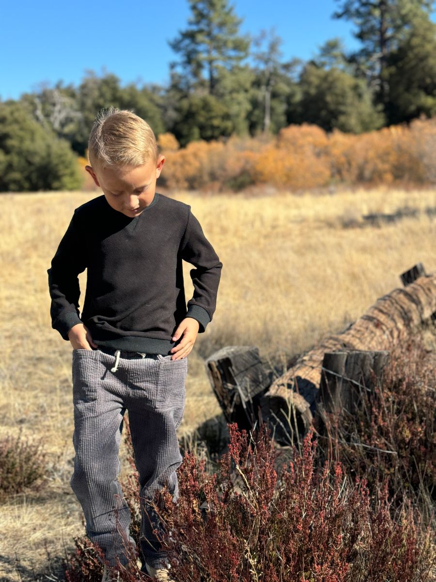 Tarquin Sweatshirt | Black | Me & Henry