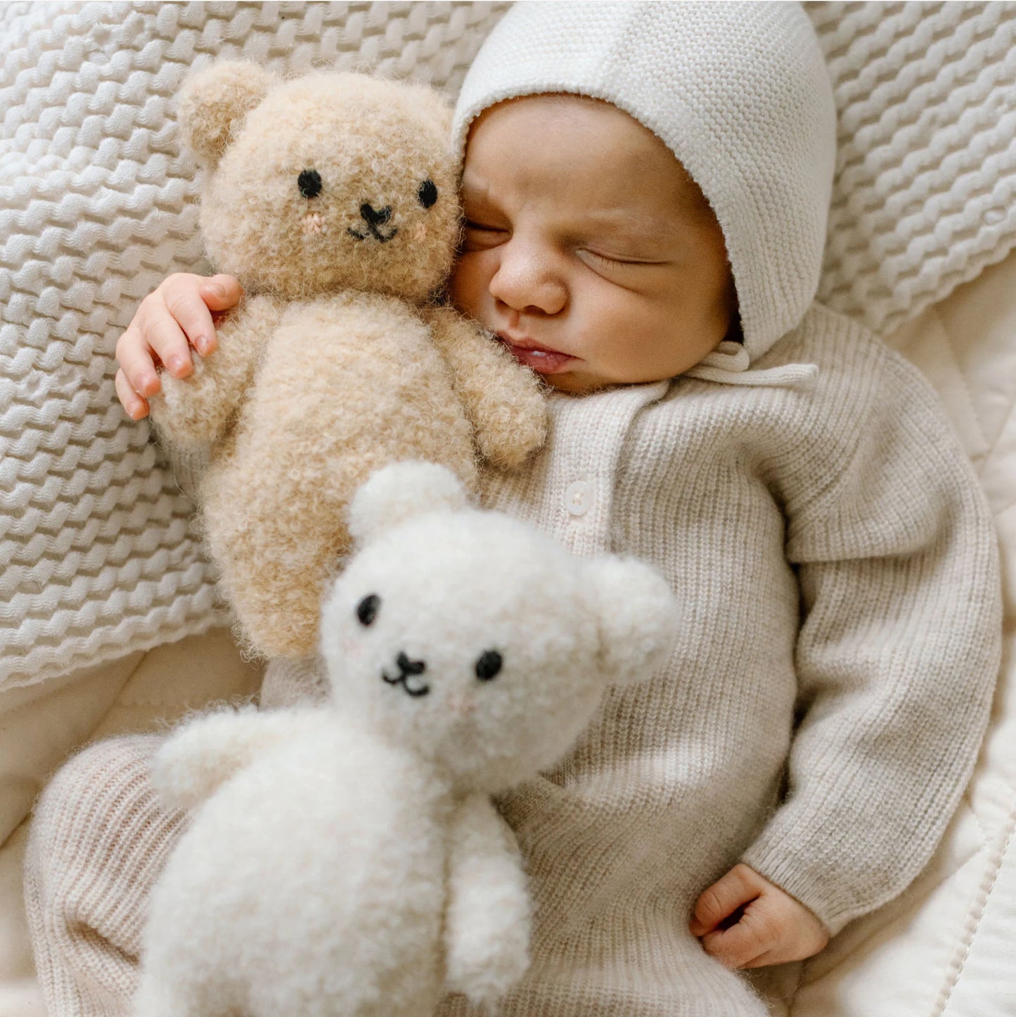 Baby bouclé bear (Honey) | Cuddle + Kind