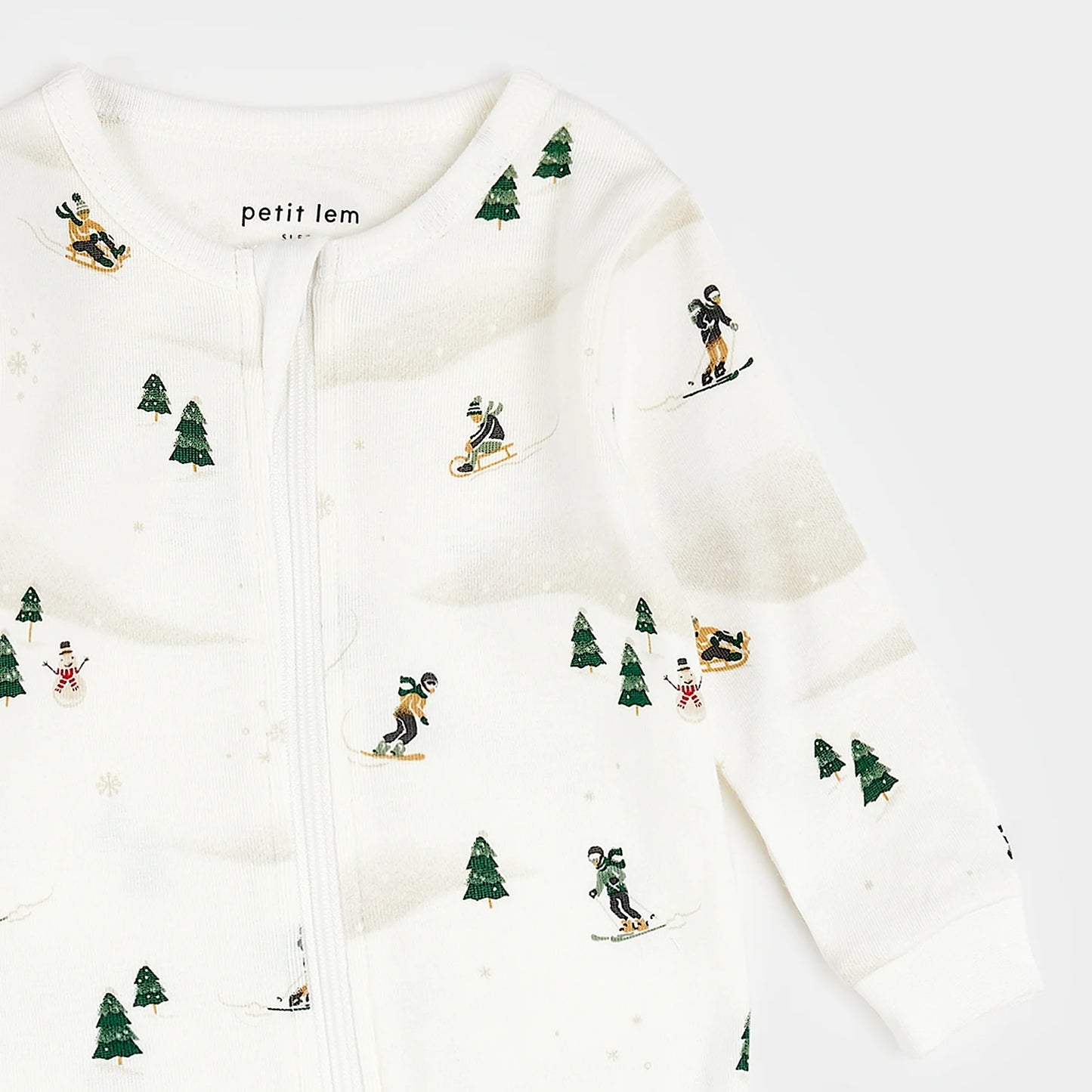 Winter Fun Print on Off-White Sleeper | Petit Lem