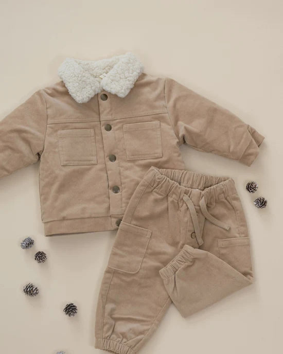 Luca Pant | Latte | Quincy Mae
