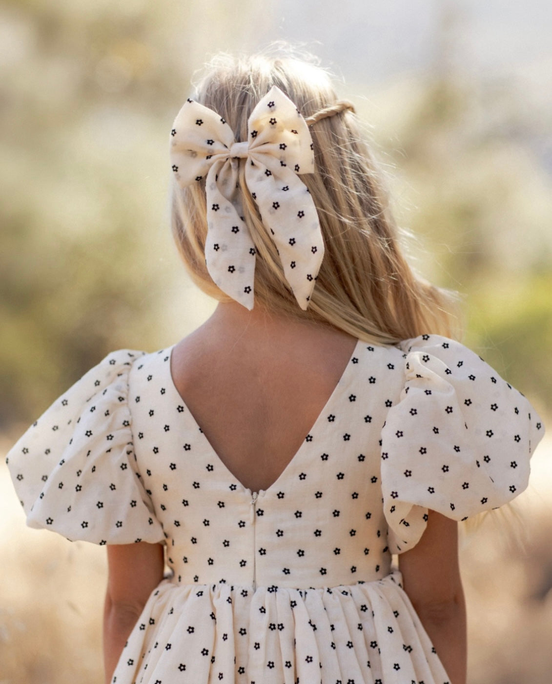 Everly Bow | Black Daisy | Noralee