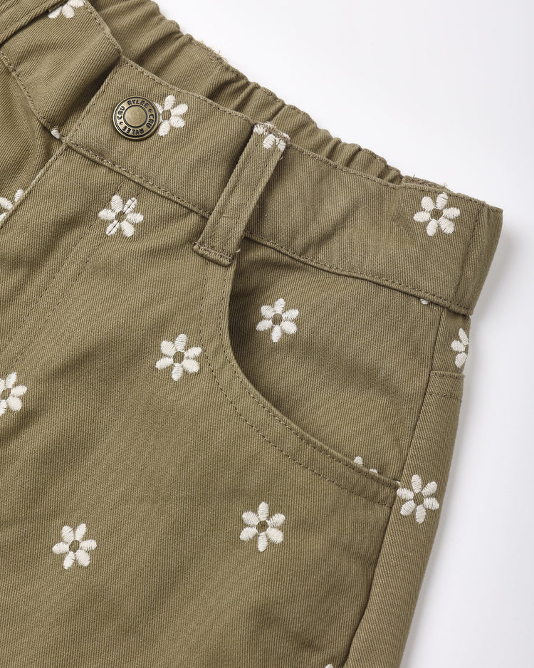 Barrel Pant | Embroidered Daisies | Rylee & Cru