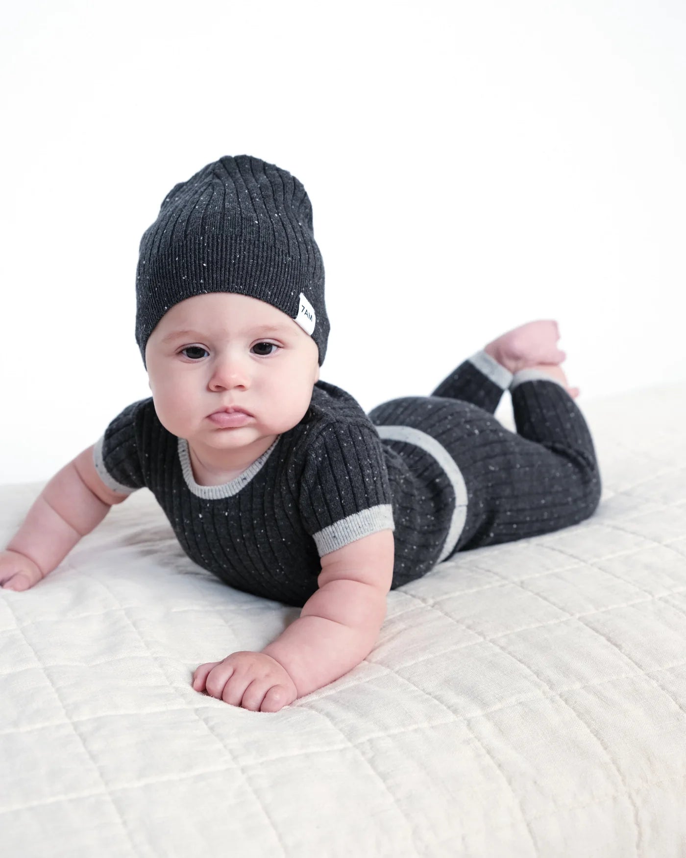 Hug Me Leggings | Black Melange | 7AM