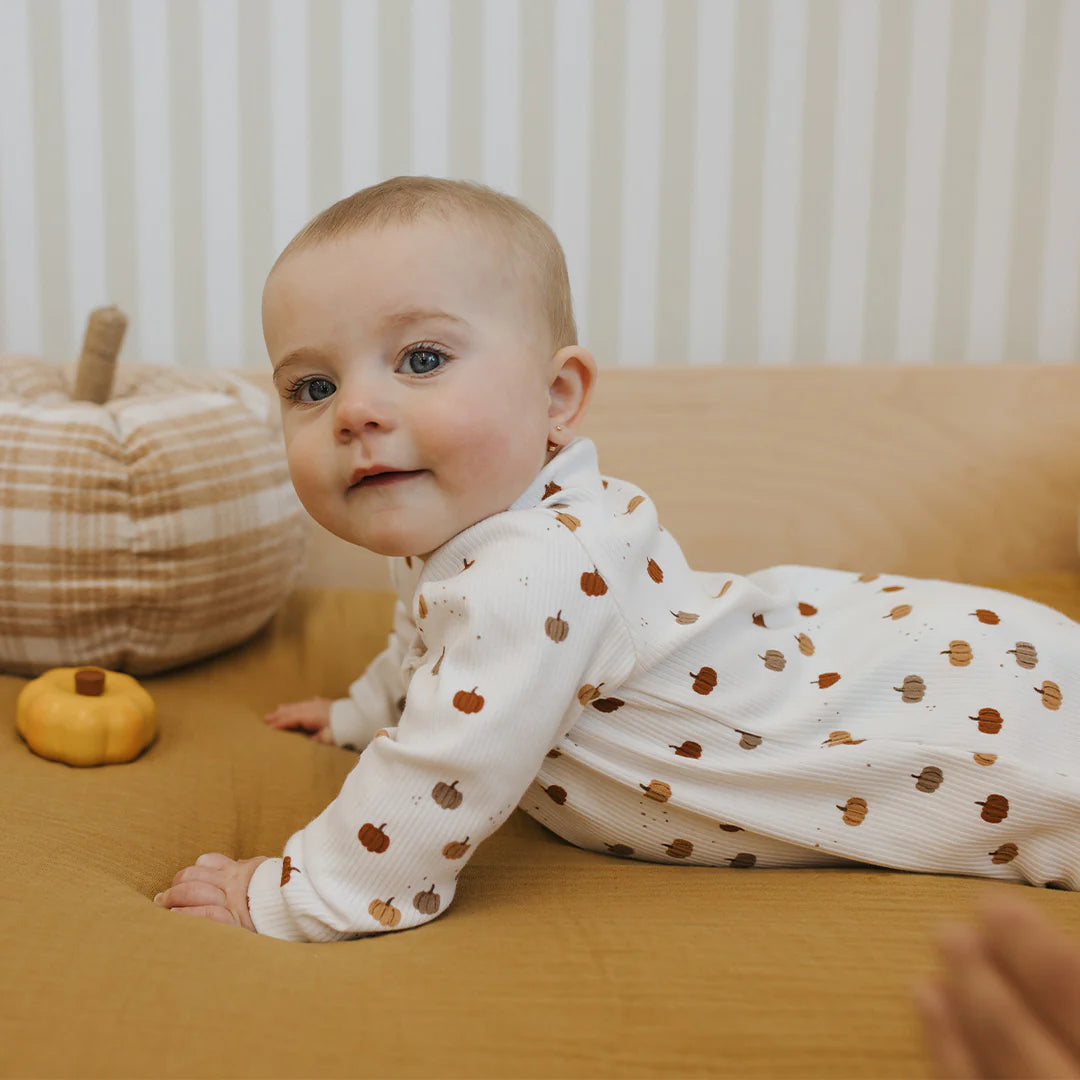 Footed Sleeper | Pumpkin Print on Off-White | Petit Lem
