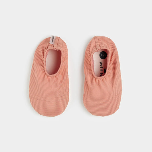 Fiery Coral Ribbed Swim Slippers | Petit Lem