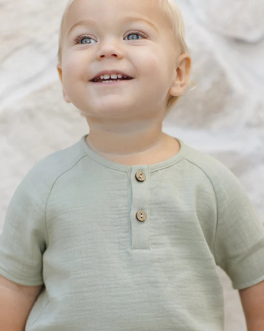 Short Sleeve Zion Shirt | Sage | Quincy Mae
