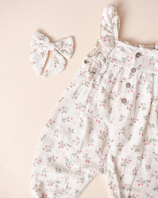 Bow | Strawberries | Quincy Mae