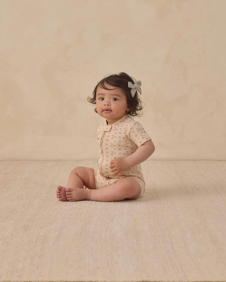 Zip Short Sleeve Sleeper | Strawberries | Quincy Mae