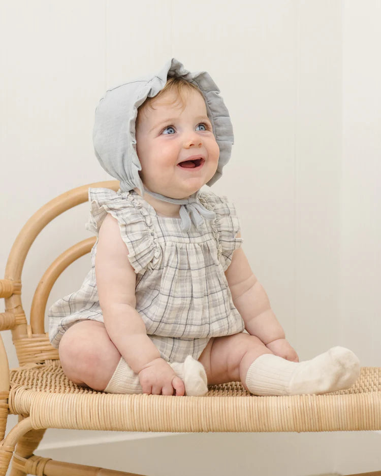Woven Ruffle Bonnet | Sky | Quincy Mae