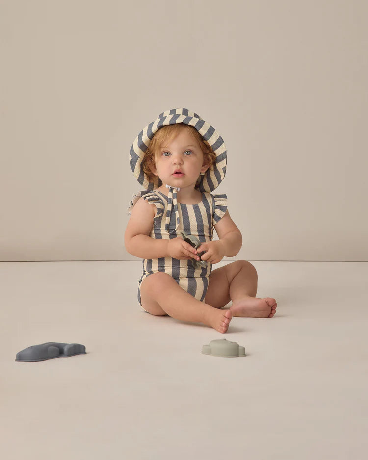 Bucket Hat | Retro Stripe Ocean | Quincy Mae