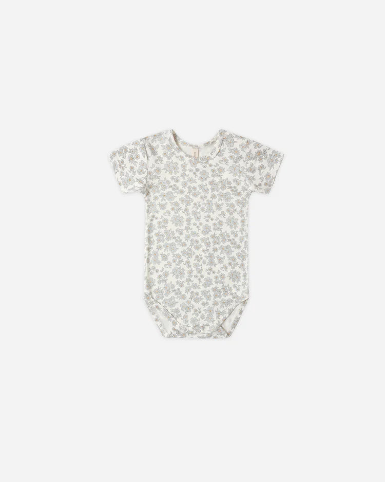 Bamboo Short Sleeve | Blue Floral | Quincy Mae