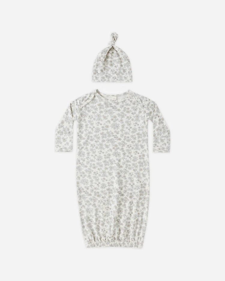 Bamboo Baby Gown + Hat Set | Blue floral | Quincy Mae