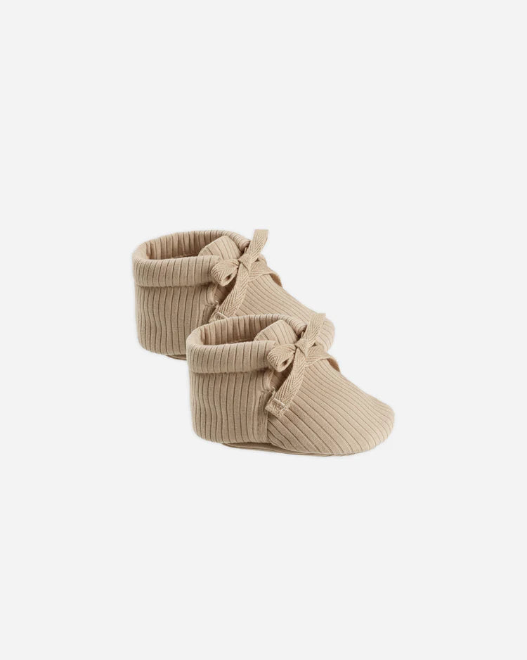 Baby Booties | Latte | Quincy Mae