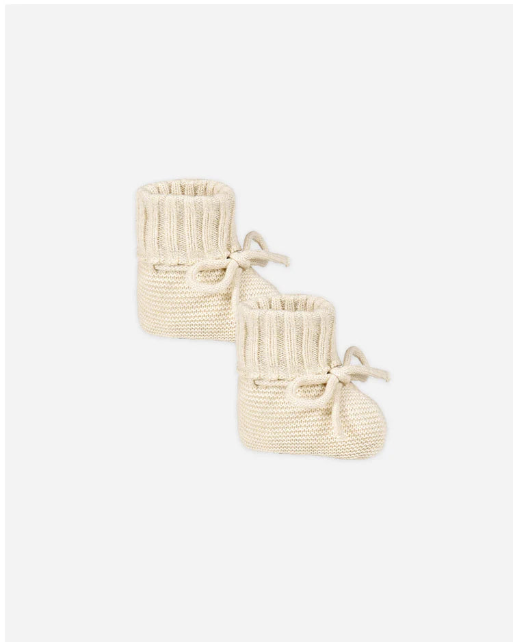 Knit Booties | Heathered Natural | Quincy Mae