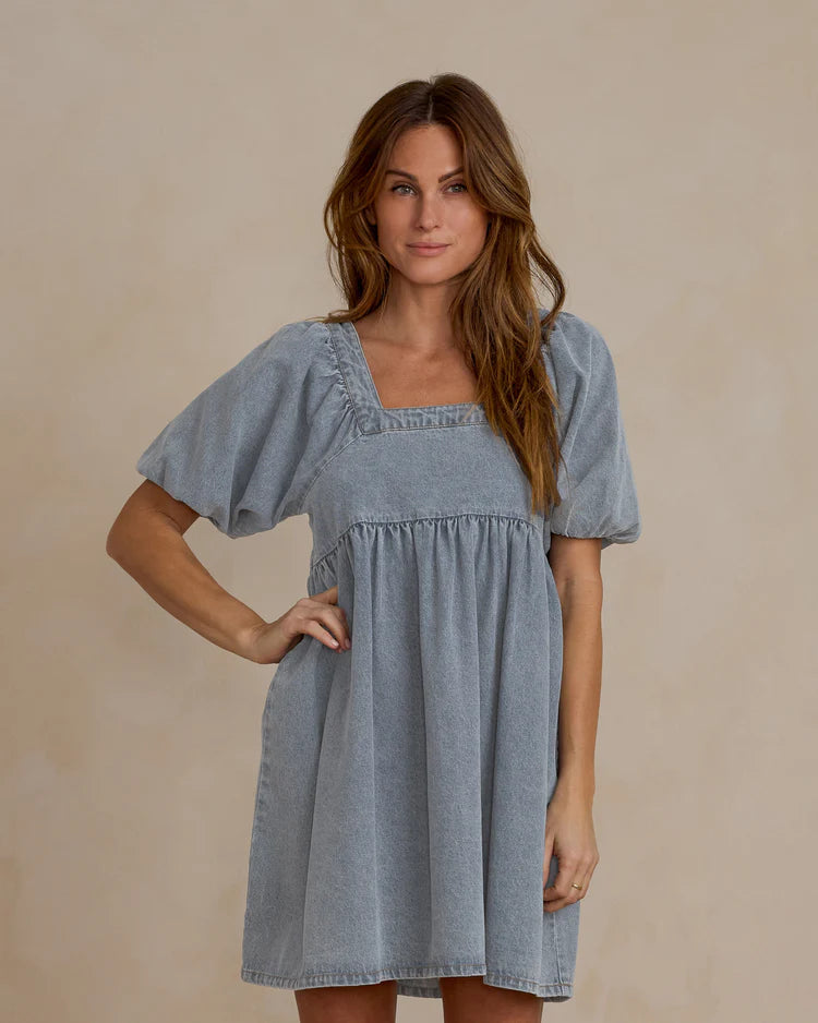 Gretta Babydoll Dress | Light Washed  Denim | Rylee + Cru