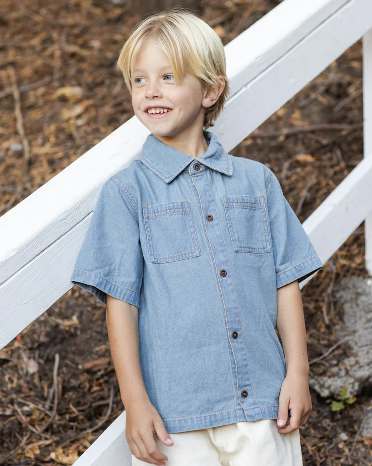Denim Short Sleeve Overshirt | Washed  Blue | Rylee & Cru