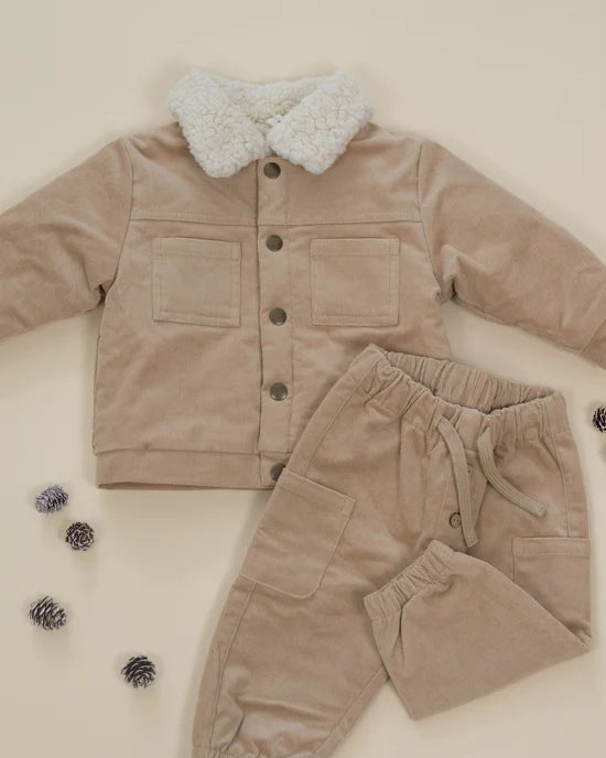 Ezrah Jacket | Latte | Quincy Mae