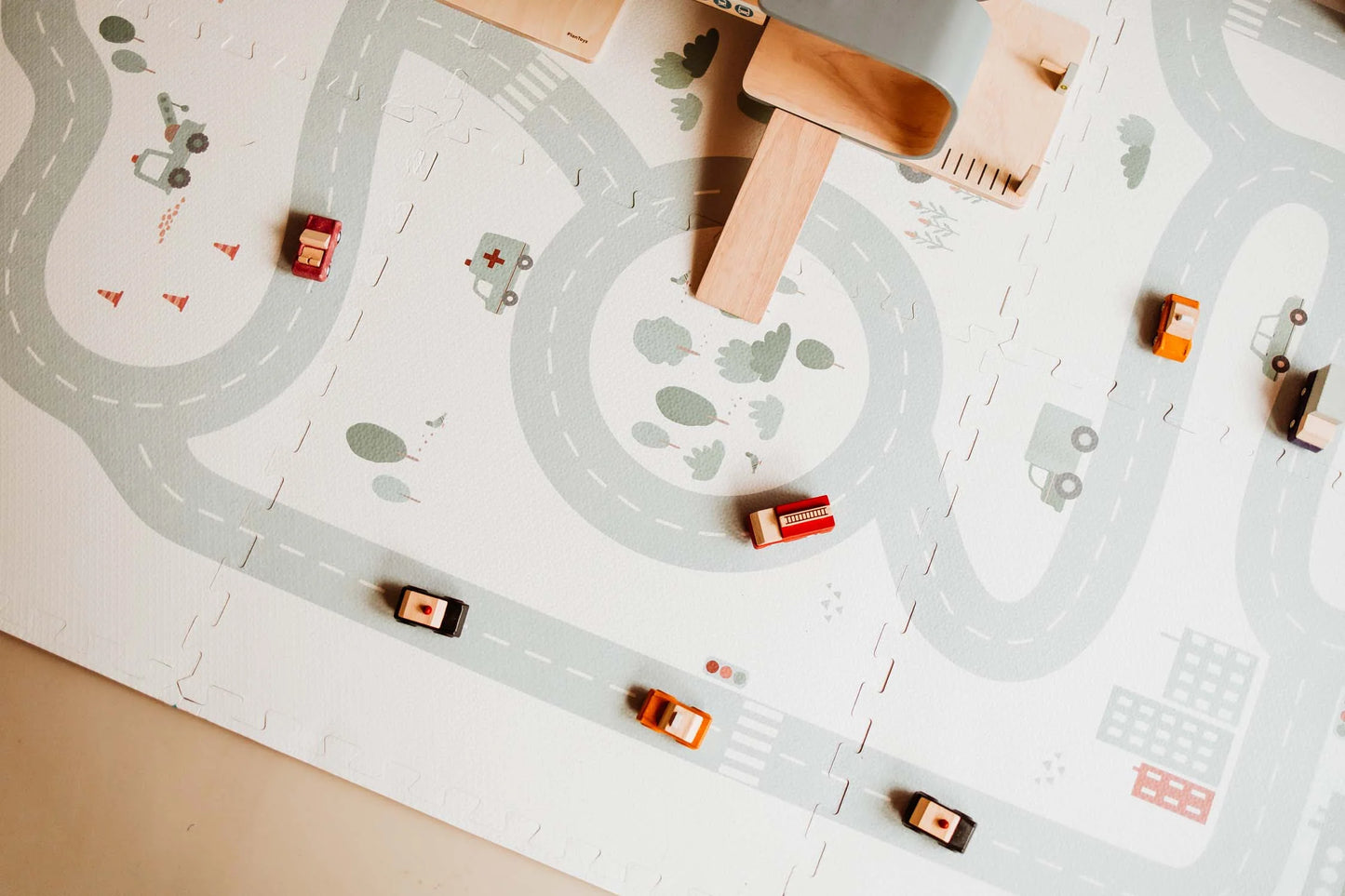 Puzzlemat, Storage Box & Mini House | Road Map | Play&Go