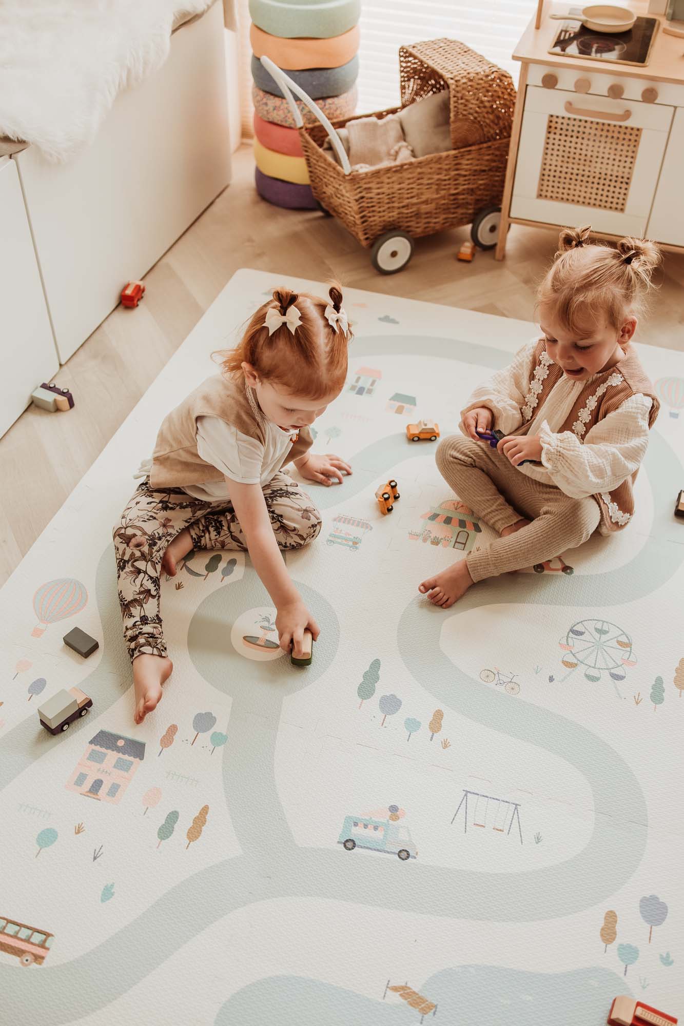 Puzzlemat, Storage Box & Mini House | Village | Play&Go