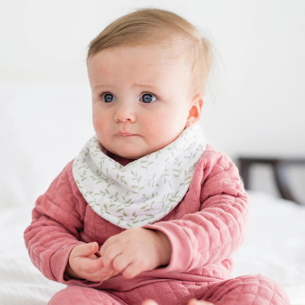 Bandana Bibs | Daisies & Greenery | Lulujo