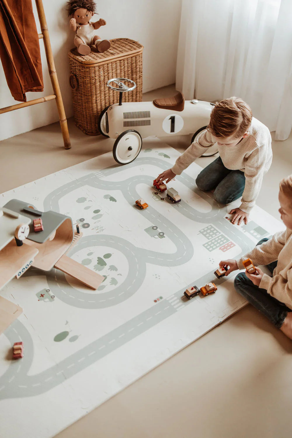 Puzzlemat, Storage Box & Mini House | Road Map | Play&Go
