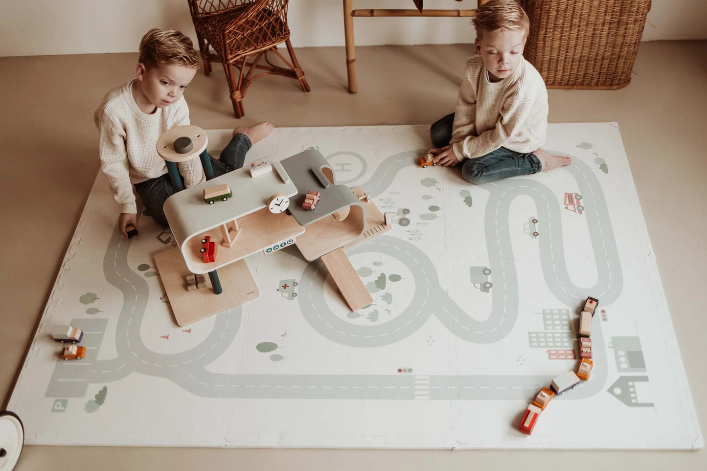 Puzzlemat, Storage Box & Mini House | Road Map | Play&Go